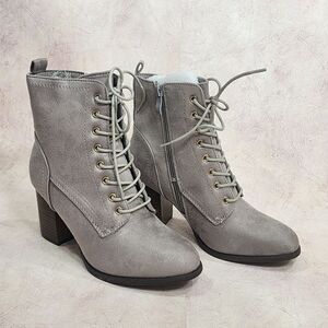 Journee Collection - Size 6 1/2 - Baylor Lace Up Women’s Boot Gray